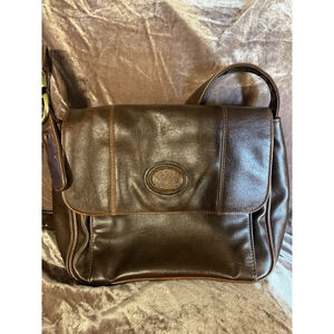 jackson purse cross body BROWN LOTS OF STORAGE FOR THE SIZE SEE ALL